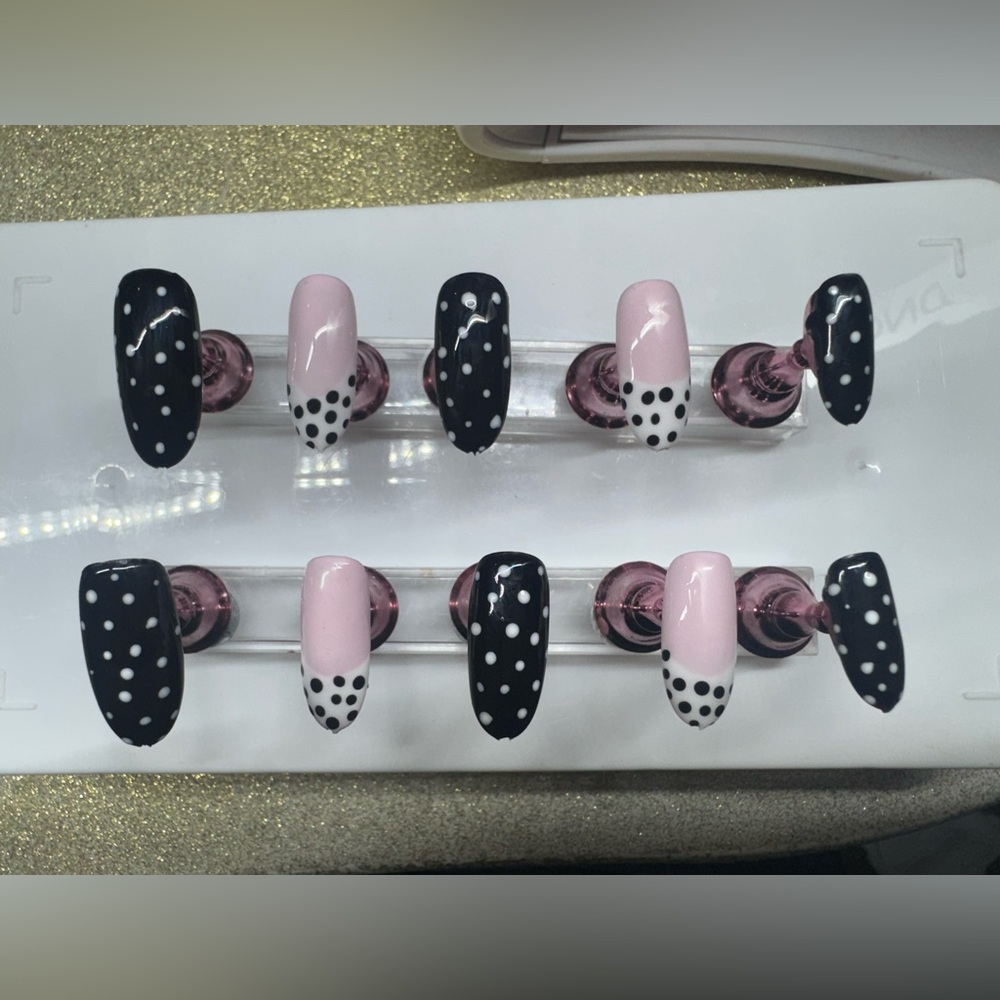 Black and Pink Polka Dot Press-On Nails